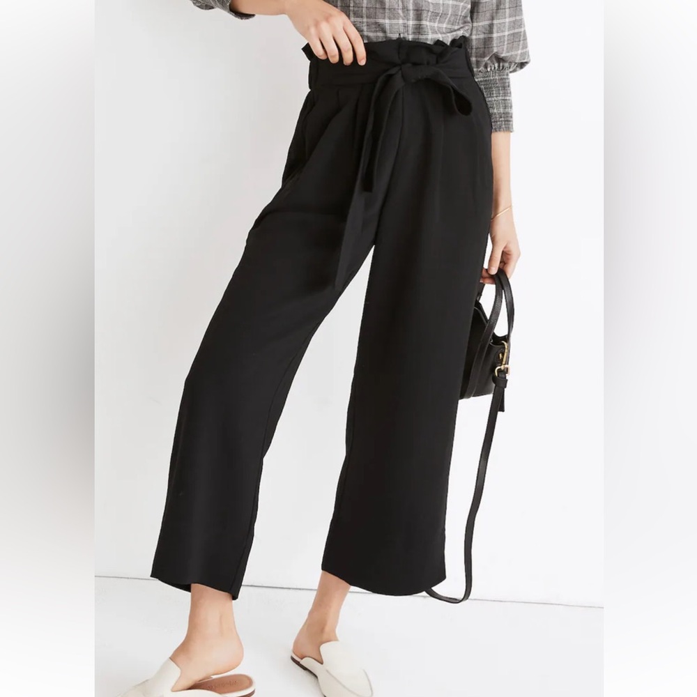 Madewell Cropped Black Elastic Waist Pants with Belt